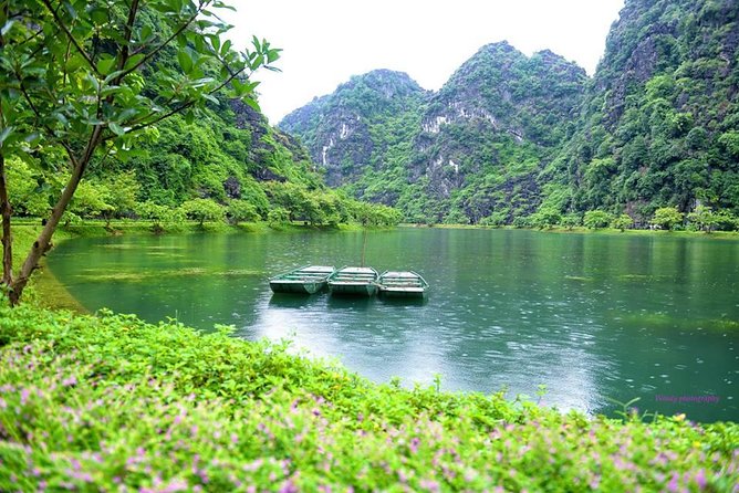 Ninh Binh Daily Tour: Hoa Lu - Am Tien Cave- Trang An boat ride - The early pickup from Hanoi Old Quarter (and why it matters)