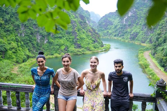 Ninh Binh Daily Tour: Hoa Lu - Am Tien Cave- Trang An boat ride - Trang An UNESCO boat ride: nearly 3 hours of cave cruising by sampan
