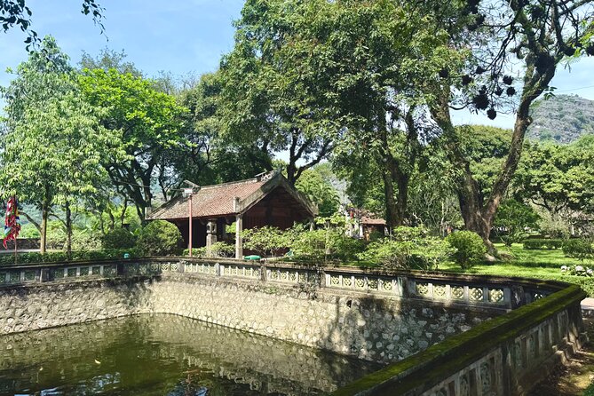 Ninh Binh Day Escape from Hanoi: Local Life, Connection & Tales - Getting to Ninh Binh: 7:00 am start, WiFi comfort, and a small-group pace