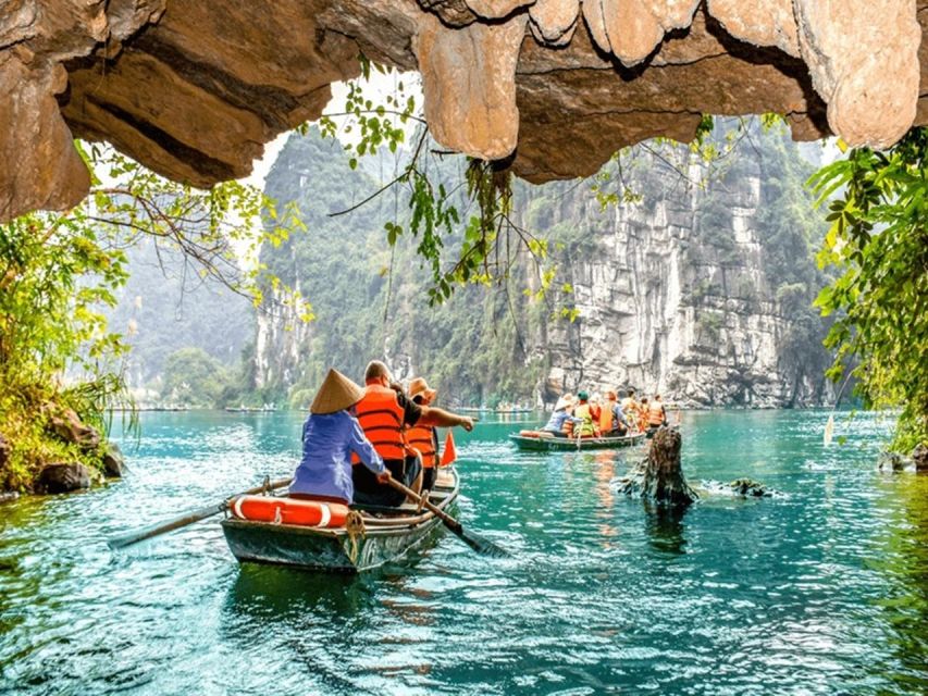Ninh Binh Day Tour: Hoa Lu, Trang An Mua Cave, Boat Ride - Hanoi to Ninh Binh in a Small Group, by Limousine Bus