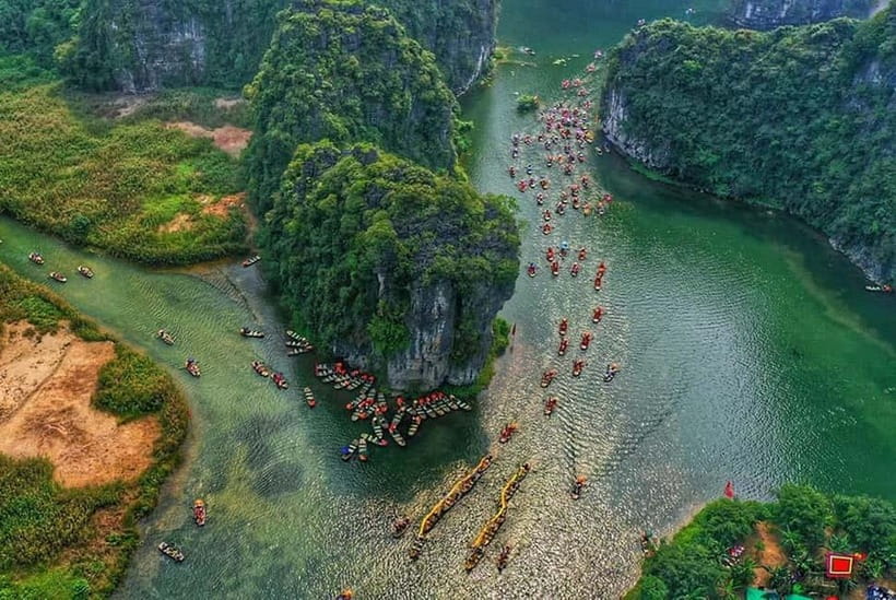 Ninh Binh Day Tour: Hoa Lu, Trang An Mua Cave, Boat Ride - Crowds and Timing on the Water (How to Keep It Pleasant)