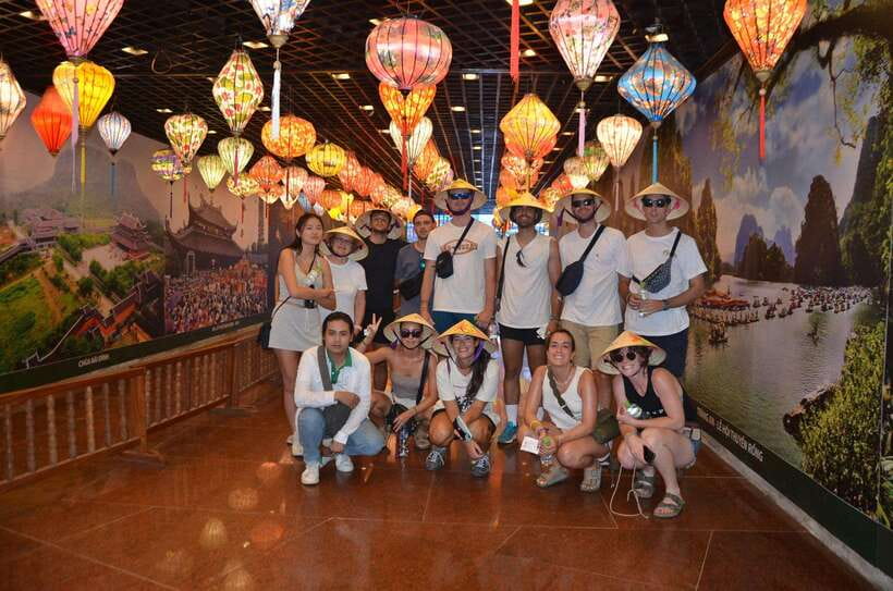 Ninh Binh Day Tour Pick up Hotel/Homestay in Ninh Binh - Trang An Eco-Tourism by boat: the afternoon where the day slows down