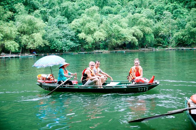 Ninh Binh Full-Day Tour from Hanoi to Hoa Lu, Tam Coc & Mua Cave Via Boat & Bike - Hoa Lu Temples: Vietnam’s old dynasties, done in one hit