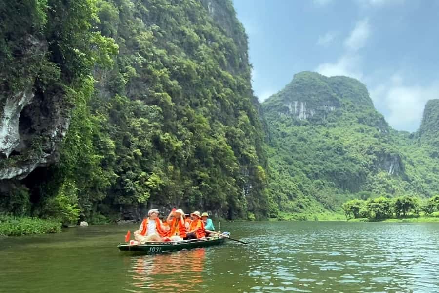 Ninh Binh Hoa Lu, Bich Dong, Trang An & Mua Cave Small Group - Key highlights worth planning for