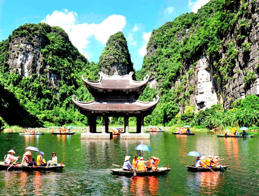 Ninh Binh Hoa Lu, Bich Dong, Trang An & Mua Cave Small Group - A one-day Ninh Binh hit: why this route works