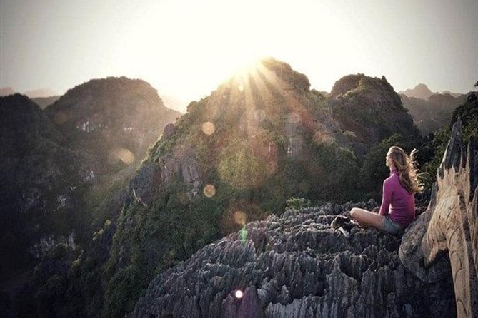 Ninh Binh-Hoa Lu-Tam Coc - Mua cave - Dragon Mountain Hiking 1 Day Tour - Mua Cave and Dragon Mountain: The 500-Step Payoff