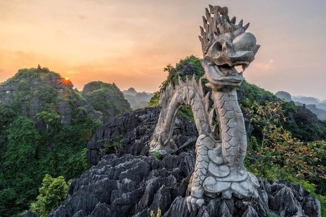 Ninh Binh-Hoa Lu-Tam Coc - Mua cave - Dragon Mountain Hiking 1 Day Tour - Tam Coc and Bich Dong: Lunch, Local Food, Then More Sightseeing