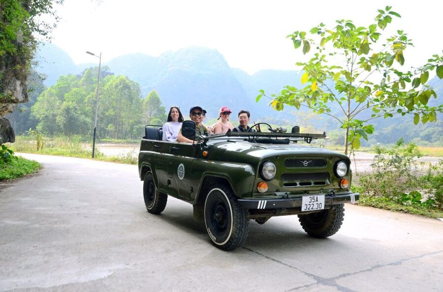 Ninh Binh Jeep Tour: 4 hours visit Tam Coc, Bich Dong pagoda - Buffalo Cave and Field: Getting Close to Karst Country