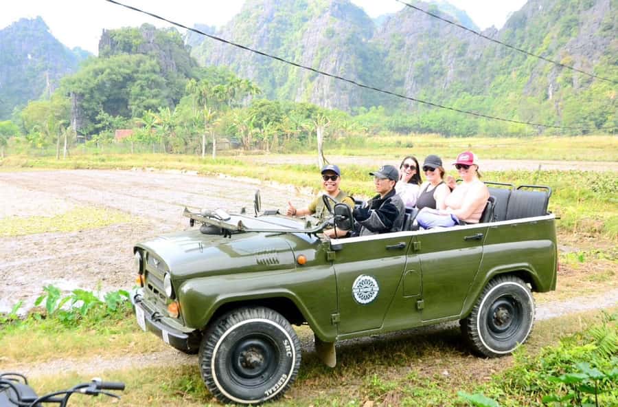 Ninh Binh Jeep Tour: Trang An Boat Ride, Bich Dong, Mua Cave - Price and value: what $18 covers (and what costs extra)