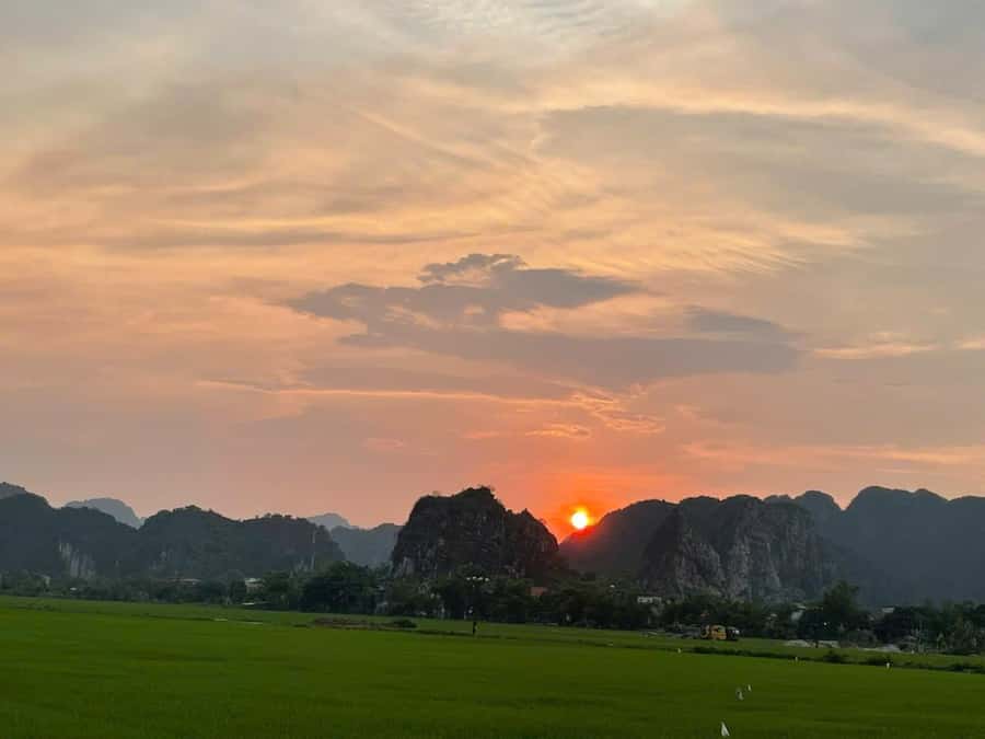Ninh Binh Jeep Tour: Trang An Boat Ride, Bich Dong, Mua Cave - Who should book this Jeep tour (and who might want another style)