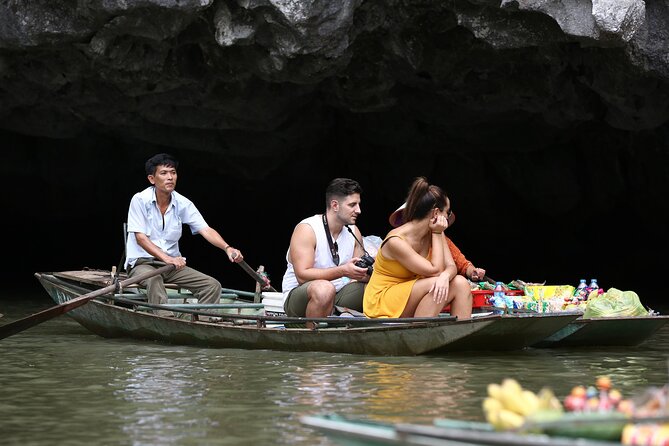 Ninh Binh luxury Day trip to Mua Cave, Tam Coc, Bich Dong, Boat & Bike - Midday timing and lunch before Tam Coc