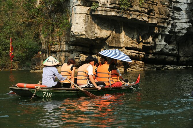 Ninh Binh luxury Day trip to Mua Cave, Tam Coc, Bich Dong, Boat & Bike - The guide factor: why small groups feel better here