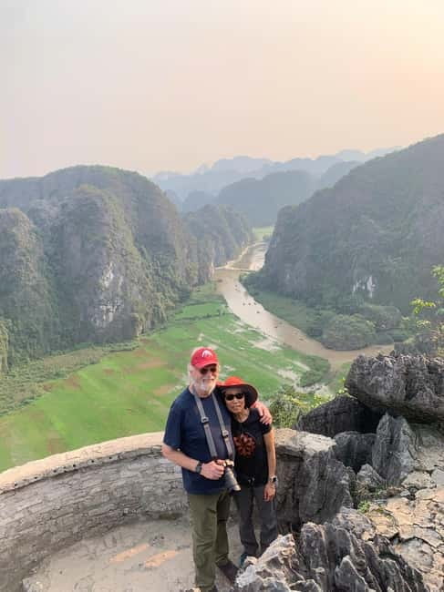 Ninh Binh: Mua Cave Hike, Trang An Boat & Village Bike Tour - Garden café wrap-up and optional bamboo weaving demo