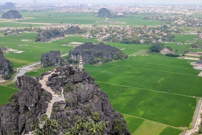 Ninh Binh One Day Tour To Visit Hoa Lu - Trang An - Mua Cave - Hoa Lu temples: learning the Vietnam story with two royal sites