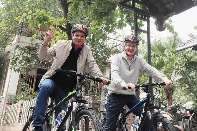Ninh Binh Private Tour to Mua Cave Trang An Grottoes From Hanoi - Lunch in Ninh Binh: Fuel Included, No Guesswork