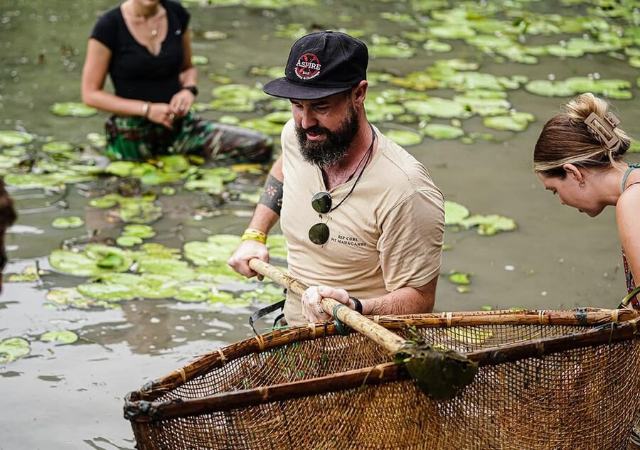 Ninh Binh: Rice planting and fishing by basket tour - Group Size, Guide Style, and How the 90 Minutes Flows