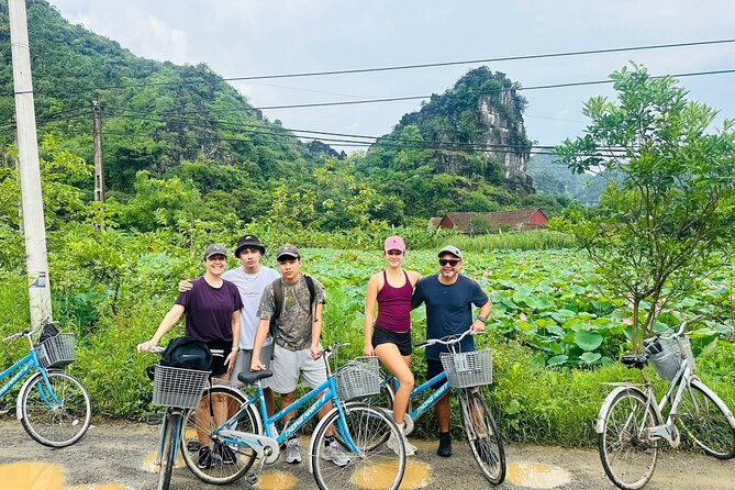 Ninh Binh Tour from Hanoi for 6-9 Pax/tour by DCar Limousine - Tam Cốc and Bích Động: boat time that slows you down