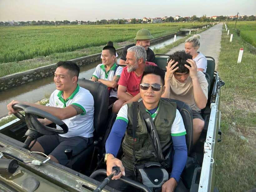 Ninh Binh: Trang An and Mua Cave Half-Day Private Jeep Tour - How this half-day tour actually feels in Ninh Binh