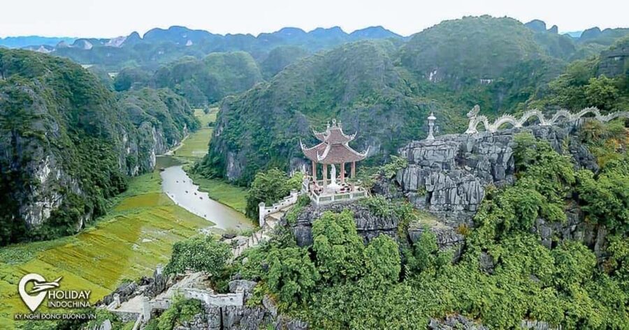Ninh Binh: Trang An Boat Ride, Hoa Lu & Mua Cave Sunset - Mua Cave (Hang Múa) at Sunset: Nearly 500 Steps to Ngoa Long Peak