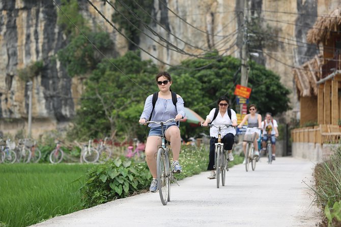 Ninh Binh Trang An Hoa Lu temple, Mua cave - Small & luxury 1Day - Trang An: the Halong Bay on land boat ride moment