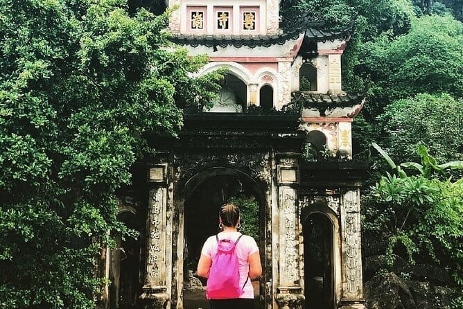 Ninh Binh Trip From Hanoi: Hoa Lu-Mua Cave-Boat-Cycling-Lunch - A 12-hour Ninh Binh day trip from Hanoi that hits the classics