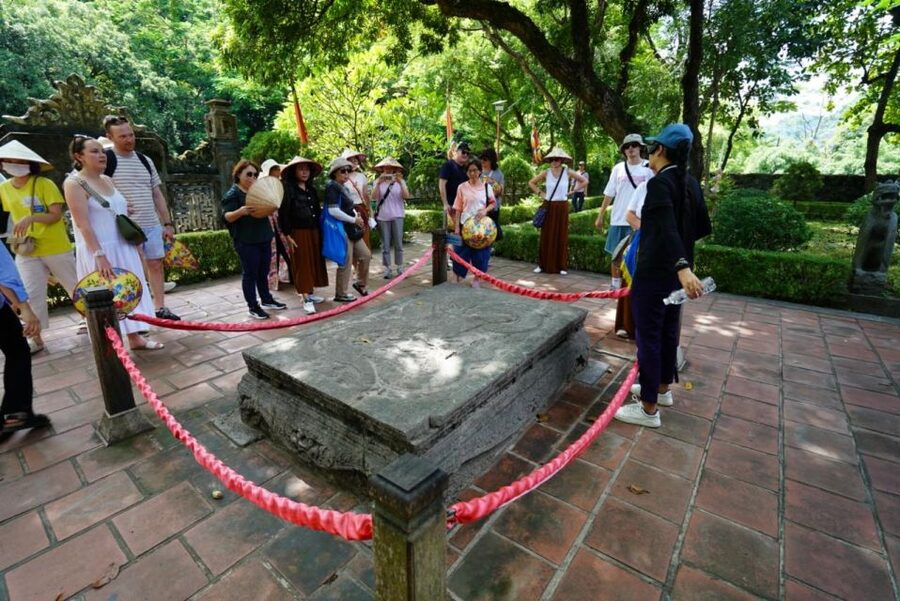 Ninh Binh Trip Visit Hoa Lu Capital -Tam Coc-Biking-Mua Cave - What to bring so the day feels easy (not annoying)