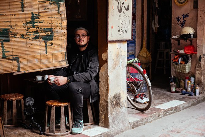 Off the Beaten Track in Hanoi: Private City Tour - Stop 6: Nghĩa Tân Market With Insights From a Local Host