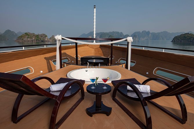 [OFFICIAL]Scarlet Pearl Cruises 5++stars &CATAMARAN ULTRA LUXURY - Day 2: sunrise Tai Chi and a calmer kind of sightseeing