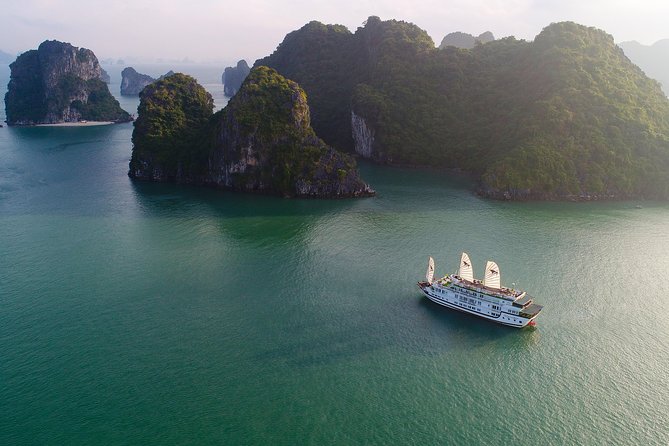 (Official) Signature Halong Cruise - 03 days 02 nights program - Day 1: boarding, cabin check-in, and a buffet lunch that actually matters