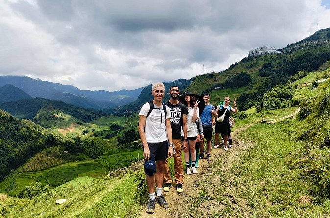 One Day Sapa Trekking to Lao Chai and Ta Van Villages - Guides and group size: why your day often depends on who leads it