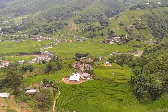 One day Trekking in Sapa and Muong Hoa Valley with local guide - Ta Van Village: Weaving, Hmong and Giay Life, and Waterfall Country