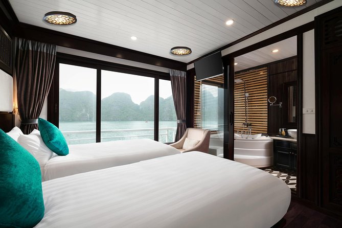 Overnight Luxury 5 Star Alisa Cruise with Meals, Kayak or Bamboo Boat - Guides and On-Board Energy: Phong, Ian, and the Friendly Crew