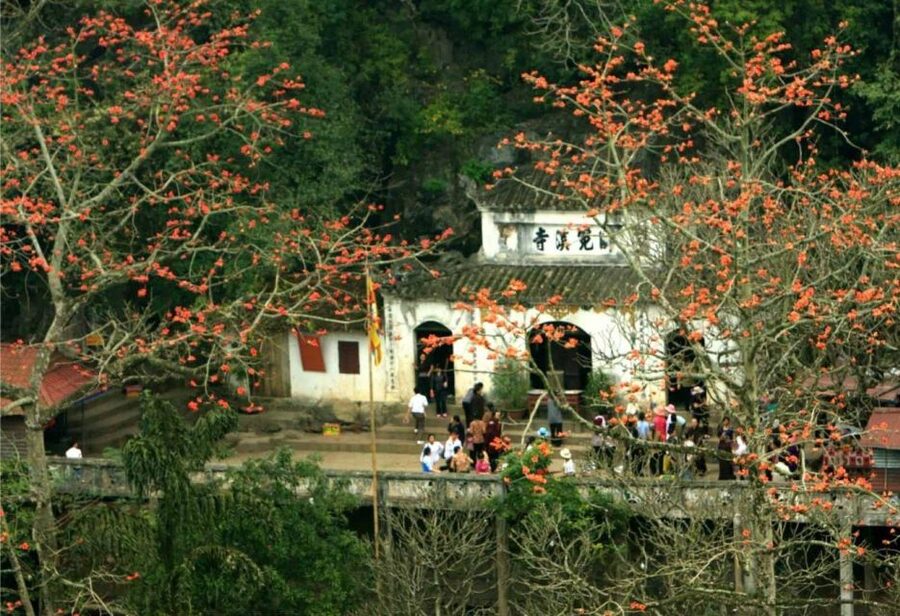 Perfume Pagoda Full-day trip From Hanoi - Yen Stream Boat Cruise: Where the Trip Starts to Feel Peaceful