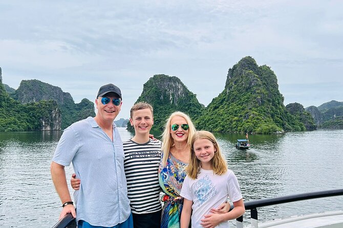 Premium Halong Bay Cruise – All Inclusive from Hanoi or Halong - Stop One: Old Quarter Pickup and the Road to Halong