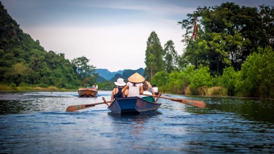 Private Car/Bus Renting Hanoi - Ninh Binh - Halong - Sapa... - What to Bring (So You Don’t Regret It at Hang Mua)