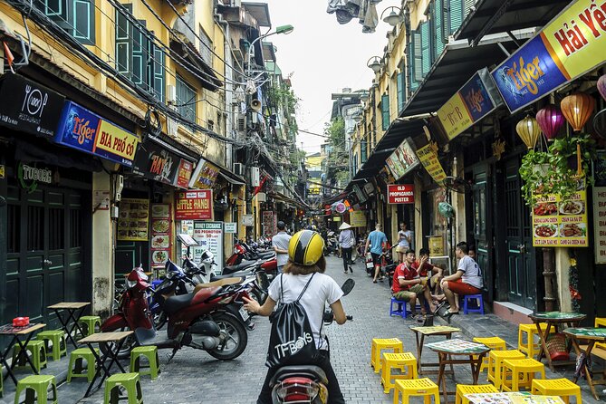 Private Experience Hanoi City, Food Street, Bat Trang Ceramic - Temple of Literature: Vietnam’s Oldest Learning Tradition