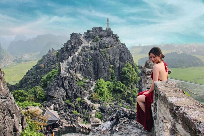 Private Full-Day Boat Tour on Trang An Wonders: Mua Caves, Hoa Lu - A Full-Day Hanoi Loop: Mua Caves, Hoa Lu, and Trang An