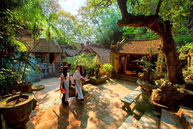 Private Full-Day Tour to Halong Bay from Hanoi - Sung Sot Cave: the Surprising Cave stop