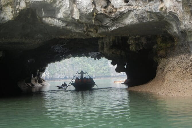 Private Full-Day Tour to Halong Bay from Hanoi - Ti Top Island: swim time and a scenic break