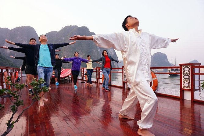 Private Halong Bay In Day - A small-boat side trip to Ba Hang