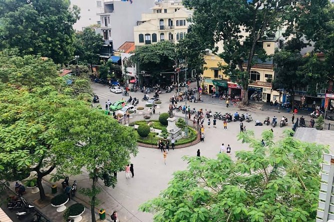 Private Hanoi City Half-Day Tour with Train Street Visiting - Duờng Tau Train Street: 30 Minutes of Hanoi Reality on the Tracks