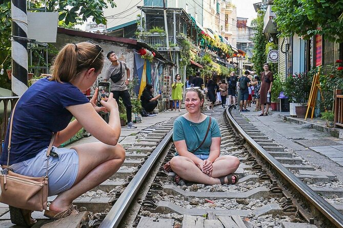 Private Hanoi Food Tour with Train Street and Local Delights - Why this 3-hour Hanoi food tour feels easier than DIY