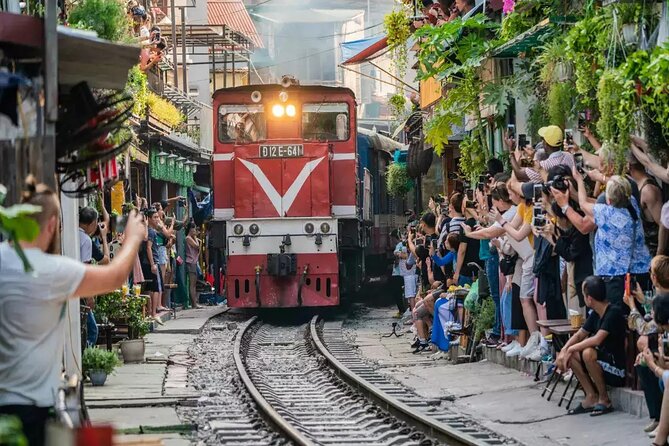 Private Hanoi Food Tour with Train Street and Local Delights - Timing: why 3 hours is the right length for this combo