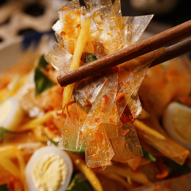 [Private] Hanoi Food Tour with Train Street Visit - Private guide + Old Quarter pickup: the logistics that matter