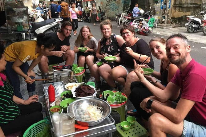 Private Hanoi Old Quarter Food Tour with 8+ Authentic Tastings - Stop 5: Hoàn Kiếm Lake and the Secret Dish moment