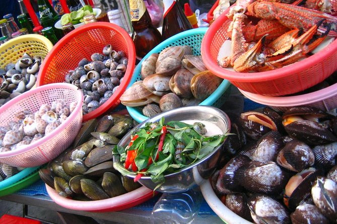 Private Hanoi Street Food Tour with MICHELIN Highlights - Key points before you go