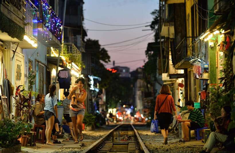 Private Hanoi Walking Tour with visit Train Street - Private tour value: why $28 can feel fair