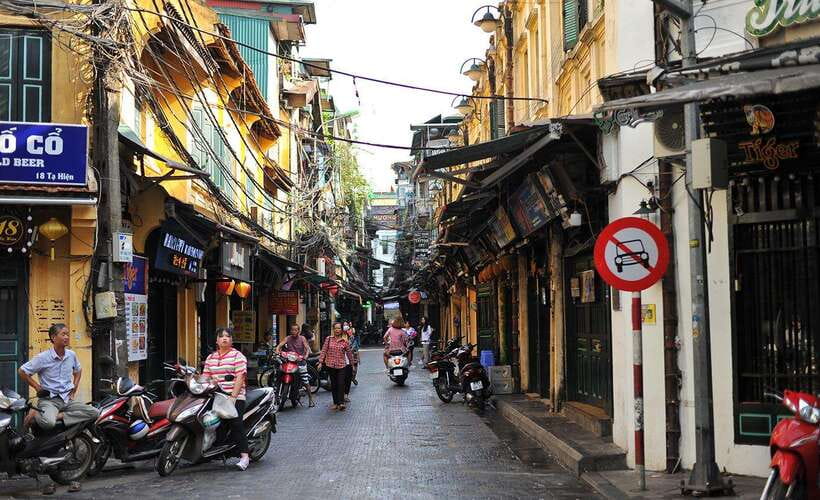 Private Hanoi Walking Tour with visit Train Street - Who this tour suits best