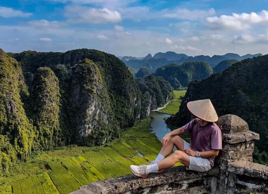 Private Luxury 1 Day Trip: Hoa Lu, Tam Coc, Mua Cave, Biking - Hang Múa and Mua Cave viewpoints: the climb is the point