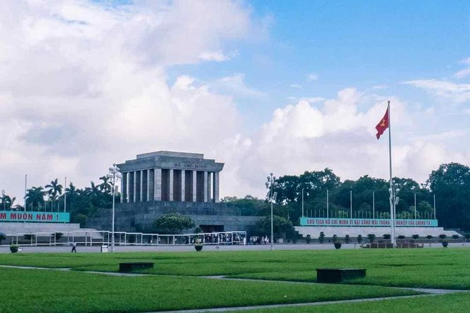 Private LUXURY Hanoi City Full day guided tour - Afternoon switch: Ethnology Museum or Literature Temple and Quoc Tu Giam